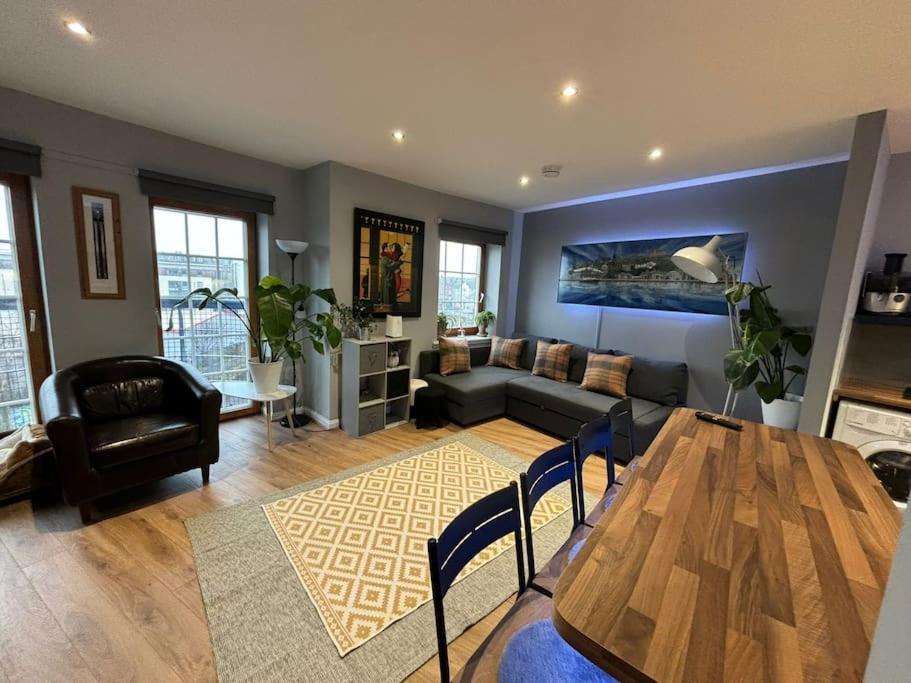 Sunshine On Leith. The River View Apartment! EDI Kültér fotó